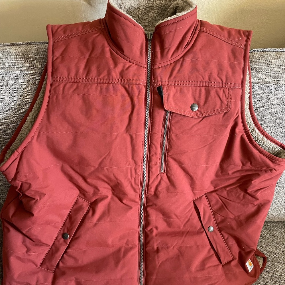 Carhartt Sherpa lined vest